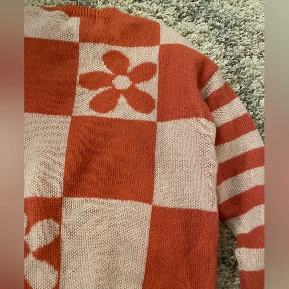 Liam & Co Orange and Cream Checkered Sweater with Floral‎ Design Size Small - Picture 6 of 7